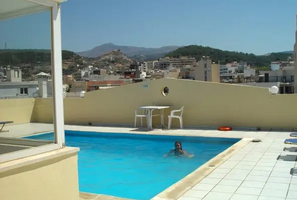 eleonora hotel apts.jpg